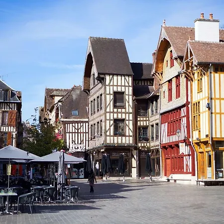 Sejour Parfait A Apartmán Troyes